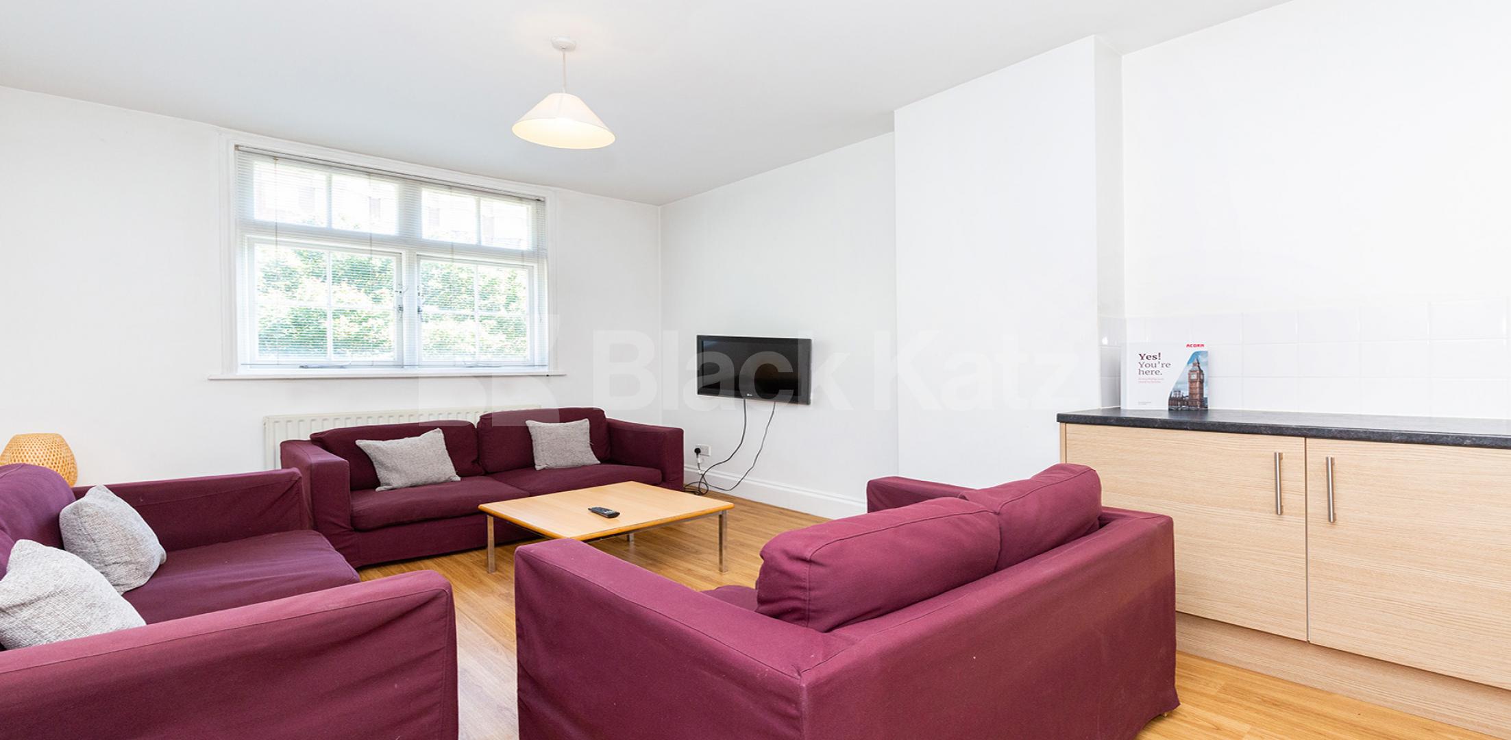 			NEW INSTRUCTION!, 3 Bedroom, 1 bath, 1 reception Flat			 Bedford Place, BLOOMSBURY